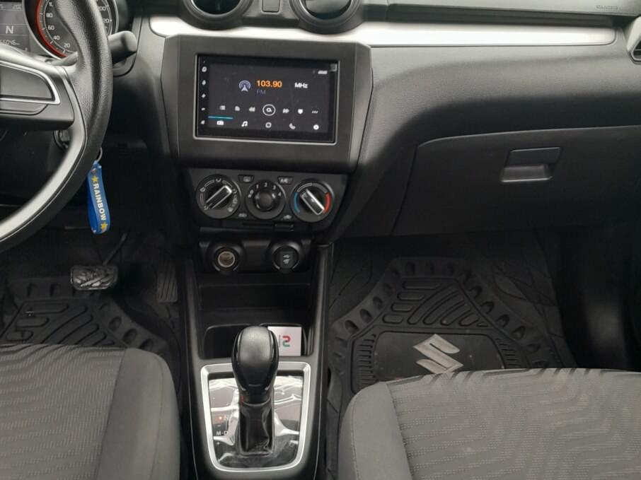 SUZUKI SWIFT 2023 66.000 Kms.