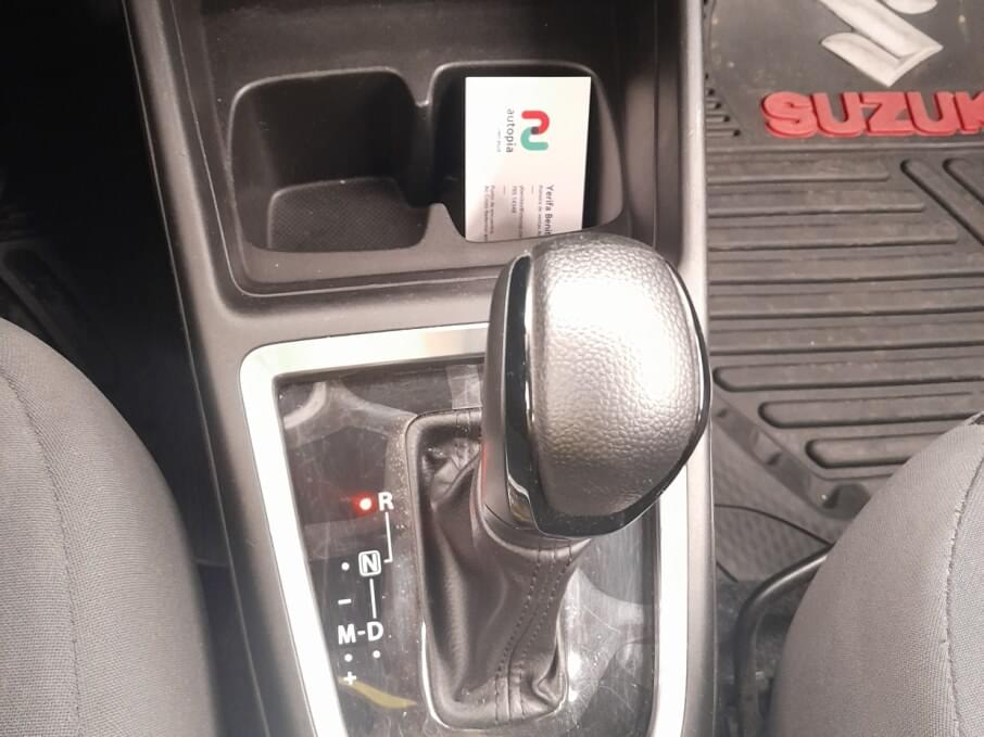 SUZUKI SWIFT 2023 66.000 Kms.