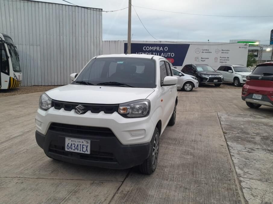 SUZUKI S-PRESSO 2025 15.700 Kms.