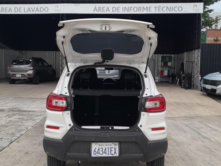 SUZUKI S-PRESSO 2025 15.700 Kms.