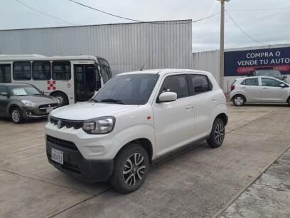 SUZUKI S-PRESSO 2025 15.700 Kms.