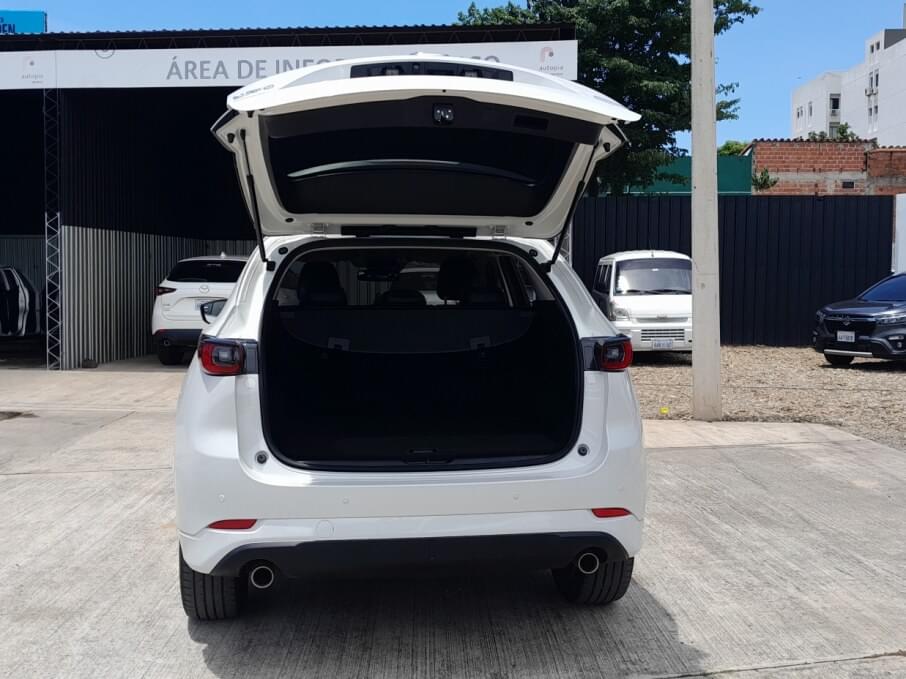 MAZDA CX-5 2025 2.900 Kms.