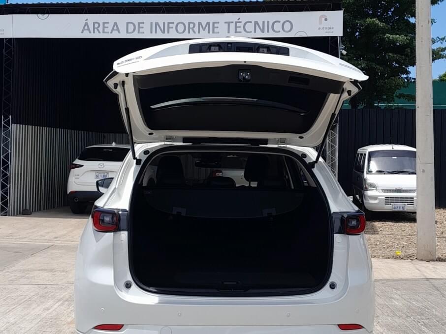 MAZDA CX-5 2025 2.900 Kms.