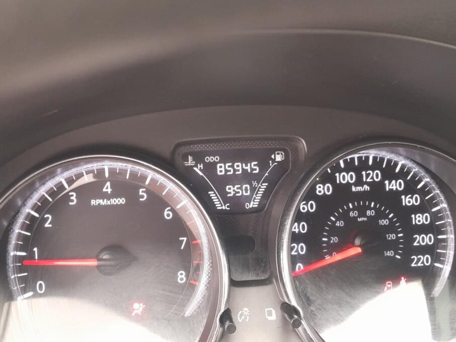 NISSAN VERSA 2019 85.000 Kms.