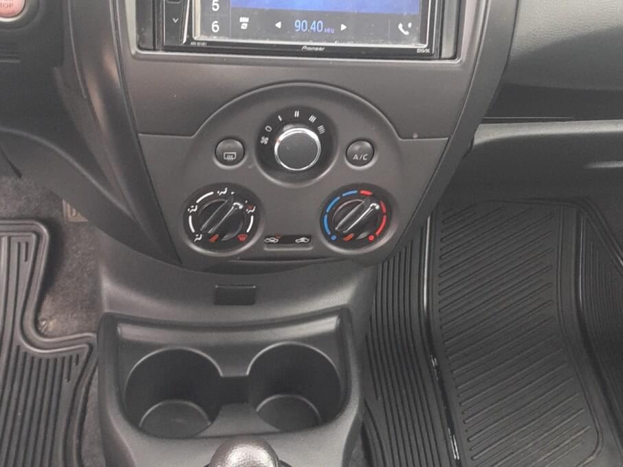 NISSAN VERSA 2019 85.000 Kms.