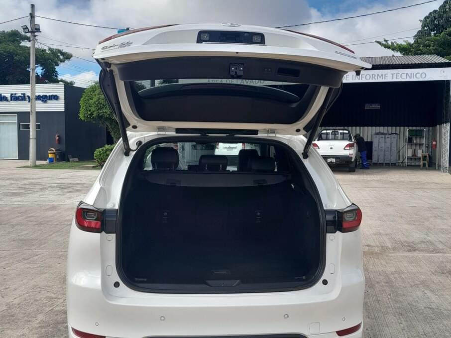 MAZDA CX-60 2024 8.786 Kms.