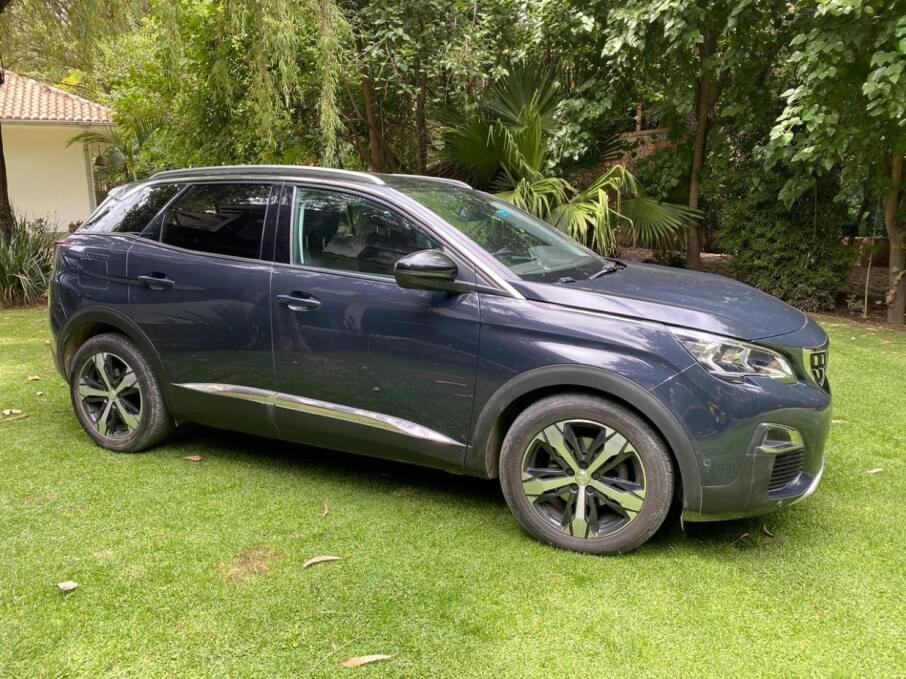 PEUGEOT 3008 2020 25.000 Kms.