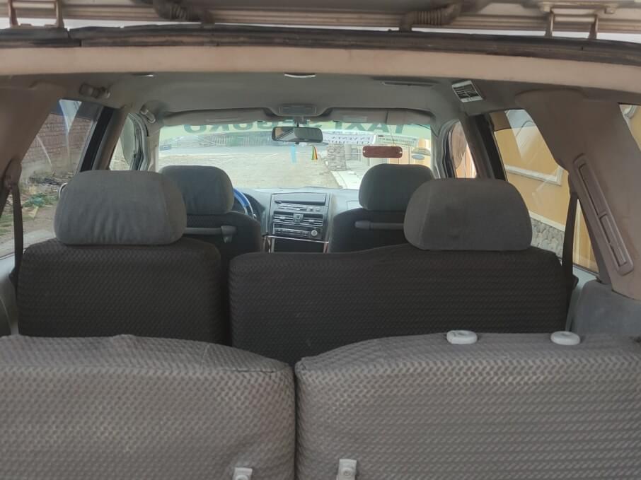 NISSAN SERENA 1998 300.000 Kms.