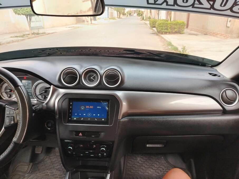 SUZUKI VITARA 2022 80.000 Kms.