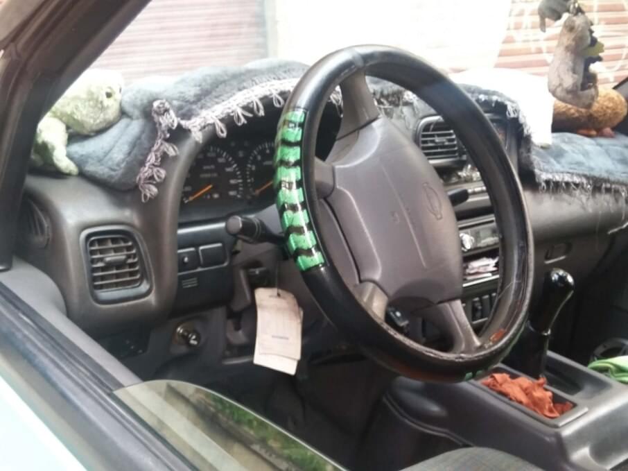 NISSAN SERENA 1995 150.000 Kms.