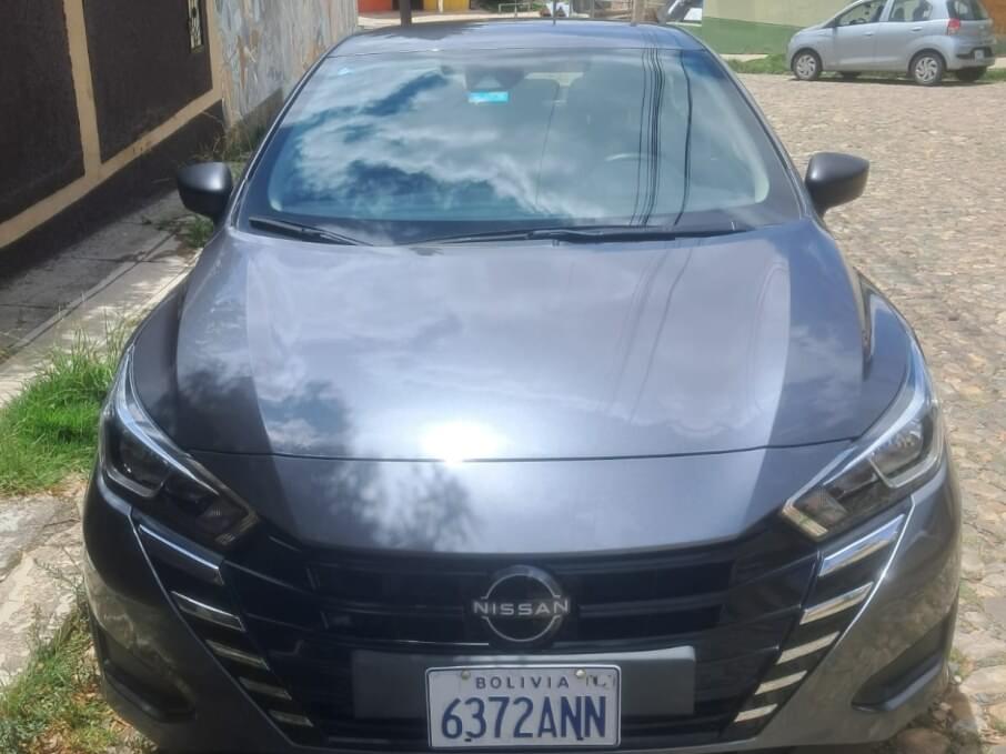 NISSAN VERSA 2024 23.000 Kms.