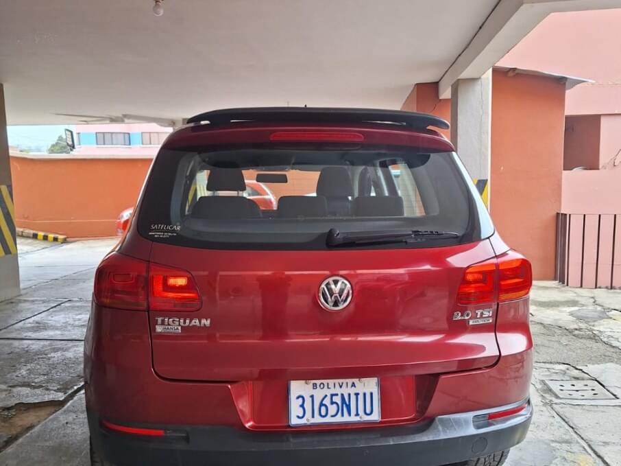VOLKSWAGEN TIGUAN 2014 101.500 Kms.