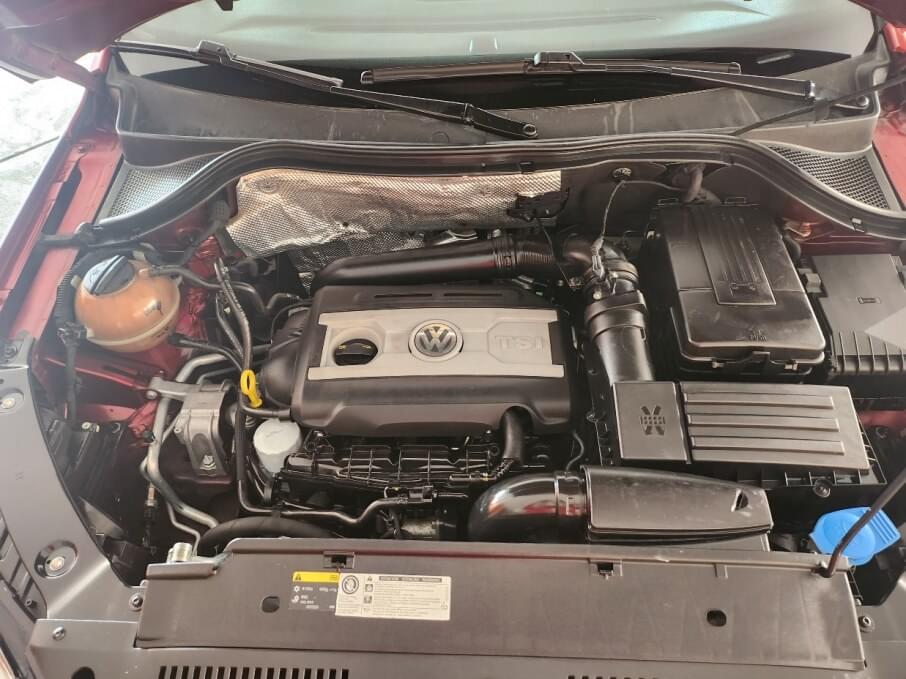 VOLKSWAGEN TIGUAN 2014 101.500 Kms.