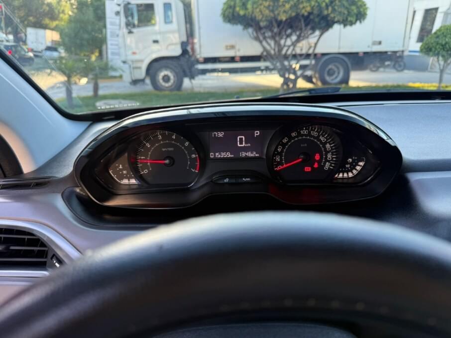 PEUGEOT 2008 2024 15.360 Kms.