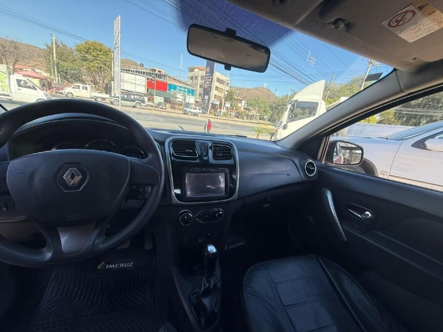 RENAULT SANDERO 2019 31.500 Kms.