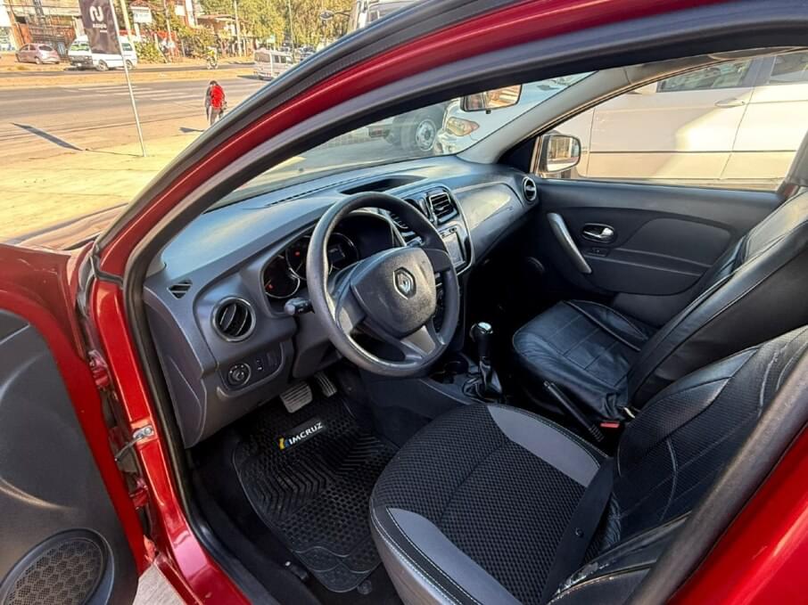 RENAULT SANDERO 2019 31.500 Kms.