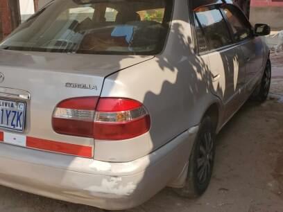 TOYOTA COROLLA 1998 251.012 Kms.