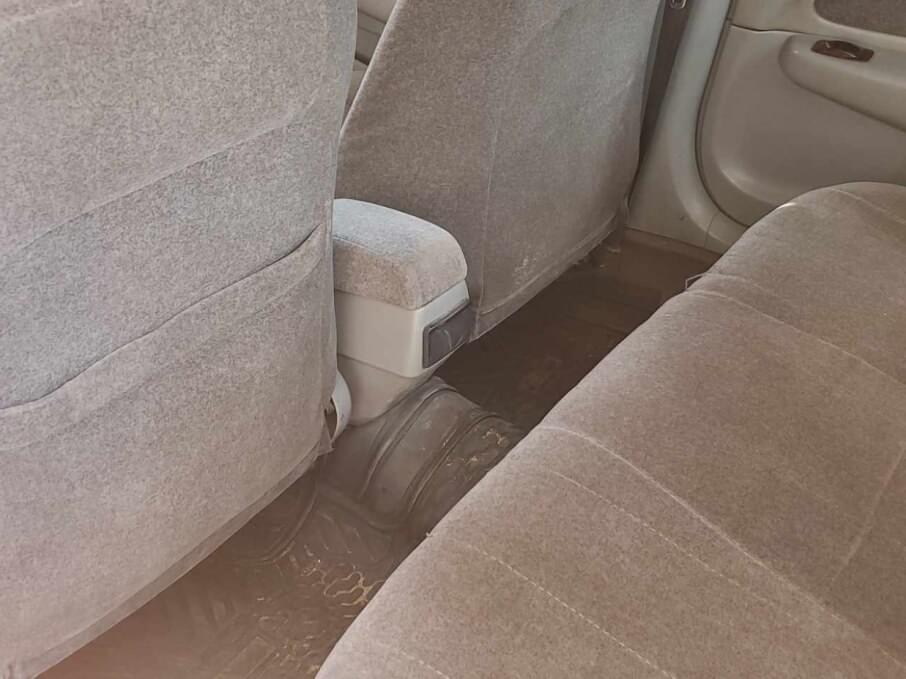 TOYOTA COROLLA 1998 251.012 Kms.