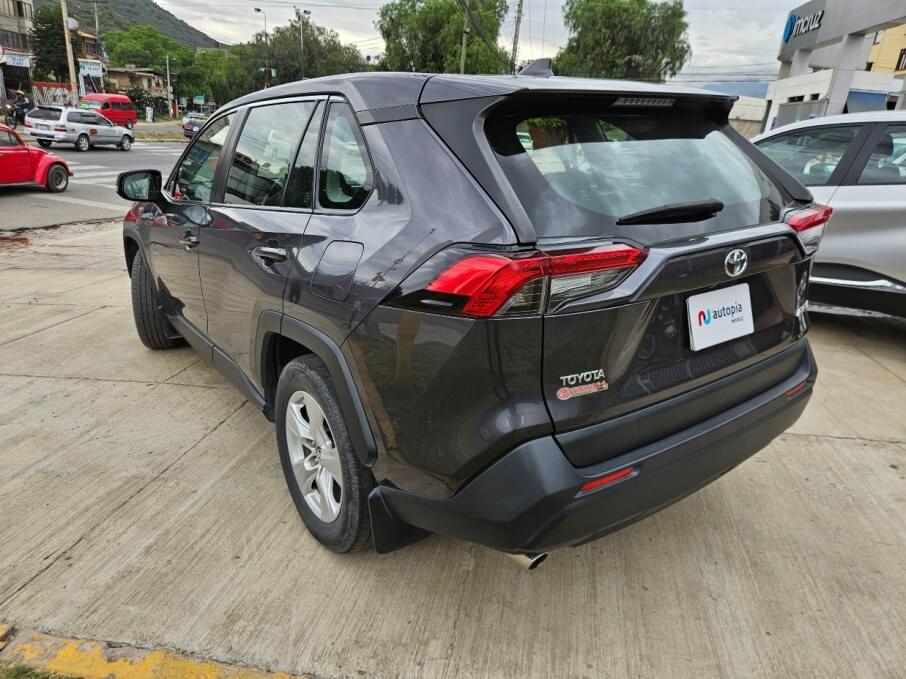TOYOTA RAV4 2020 50.400 Kms.