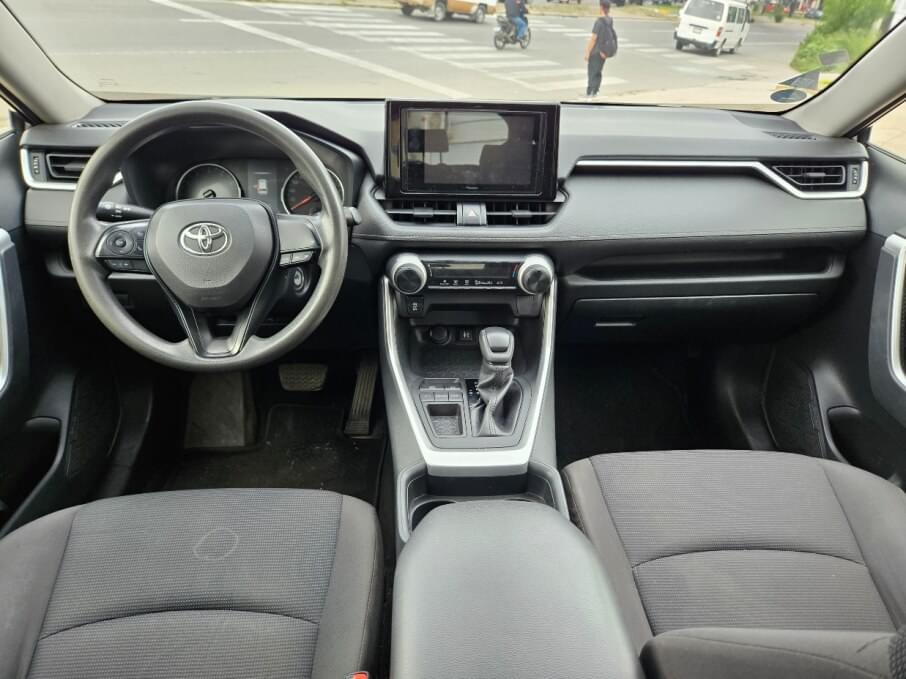 TOYOTA RAV4 2020 50.400 Kms.