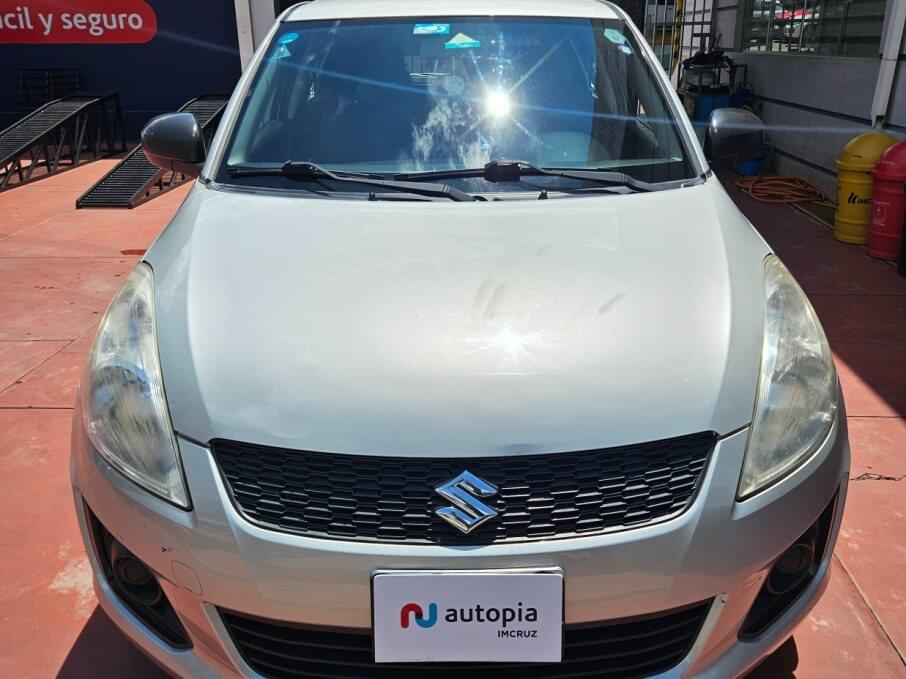 SUZUKI SWIFT 2017 85.000 Kms.