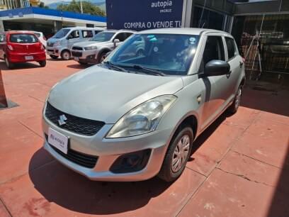 SUZUKI SWIFT 2017 85.000 Kms.