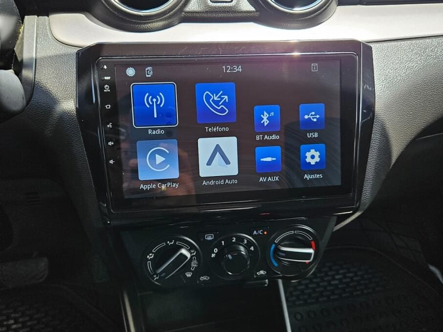 SUZUKI SWIFT 2024 22.400 Kms.