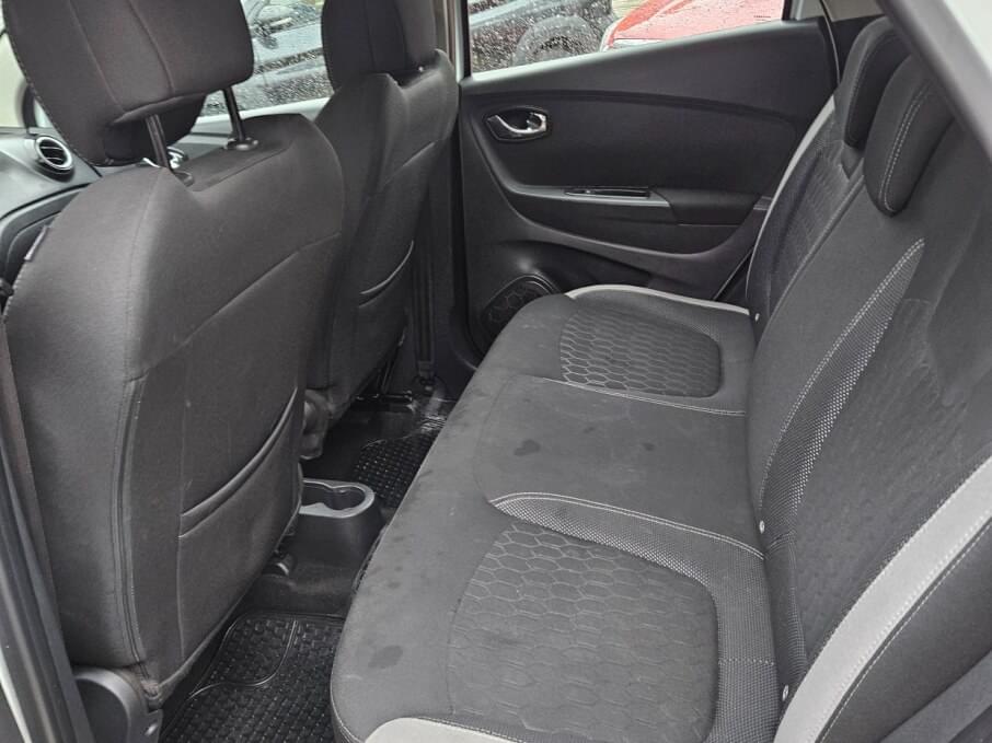 RENAULT CAPTUR 2020 45.300 Kms.