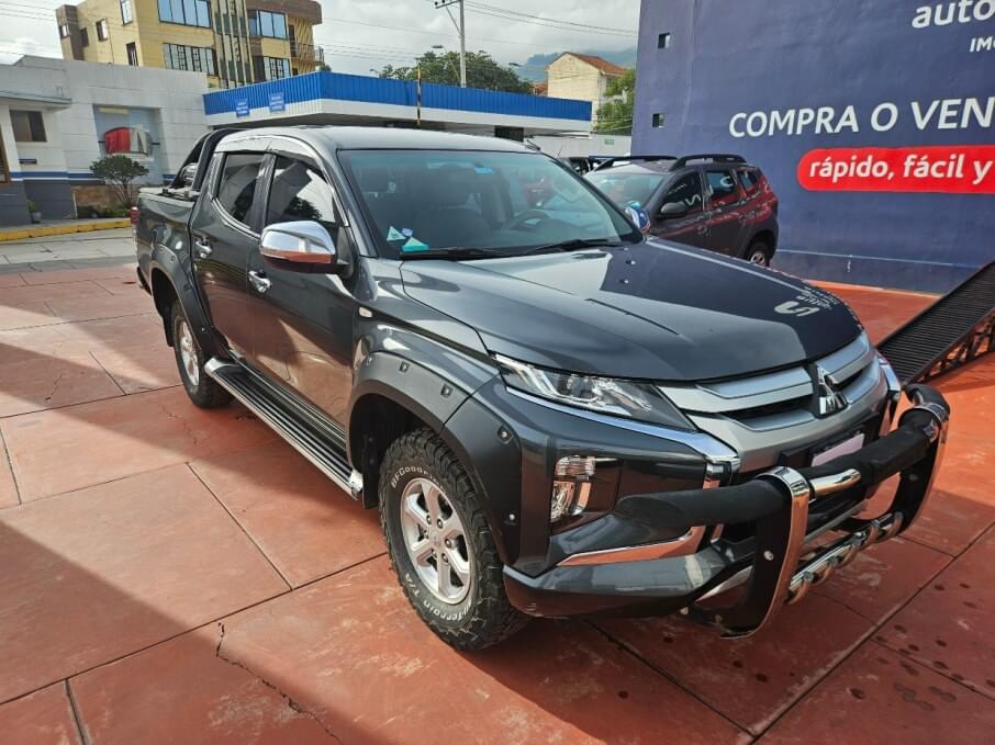 MITSUBISHI L-200 2020 64.300 Kms.