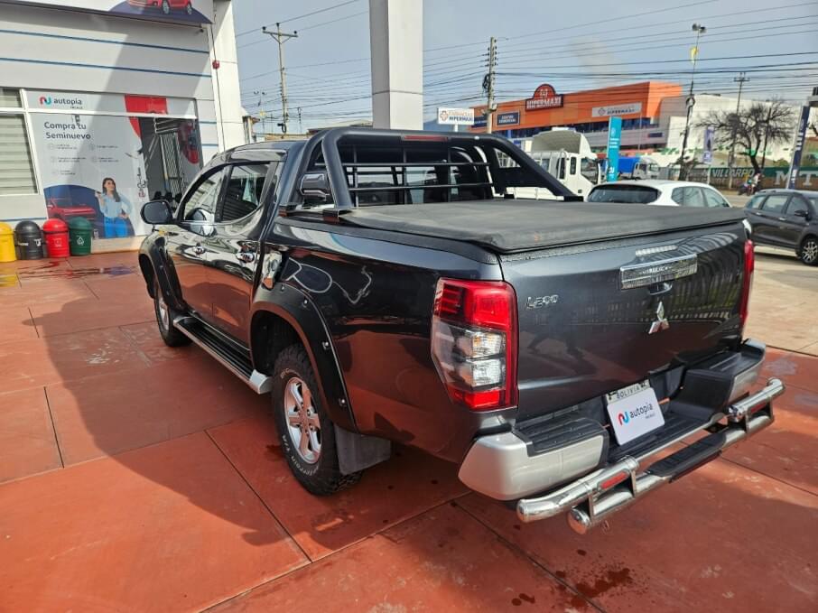 MITSUBISHI L-200 2020 64.300 Kms.