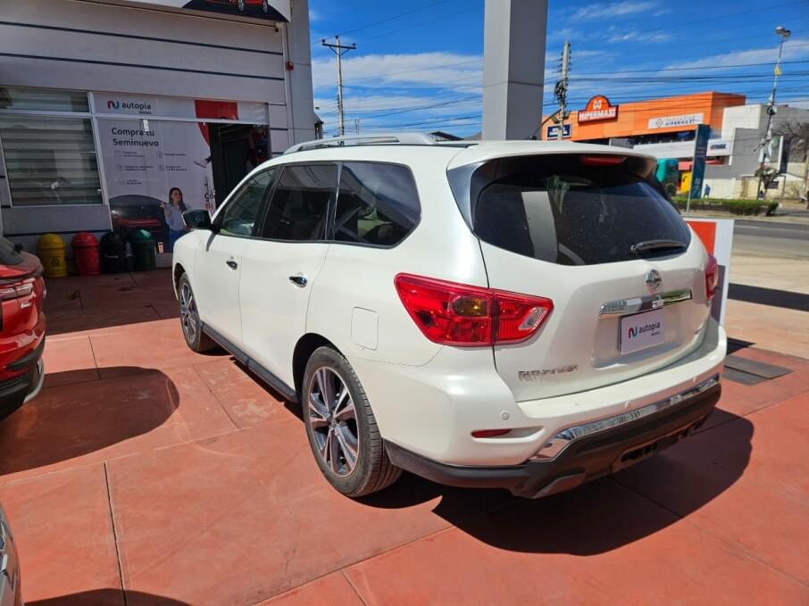 NISSAN PATHFINDER 2019 57.300 Kms.