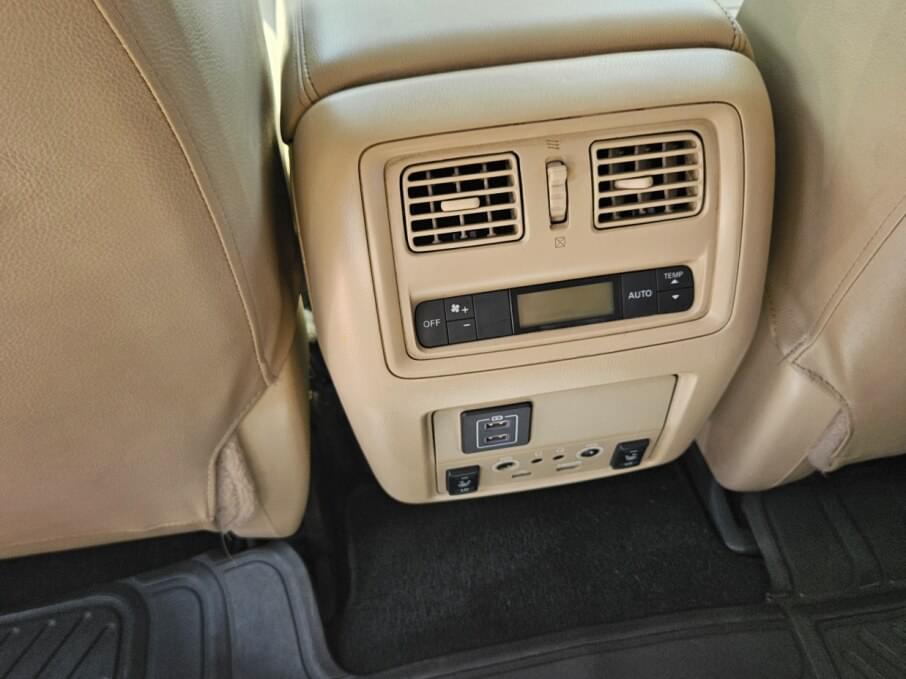 NISSAN PATHFINDER 2019 57.300 Kms.