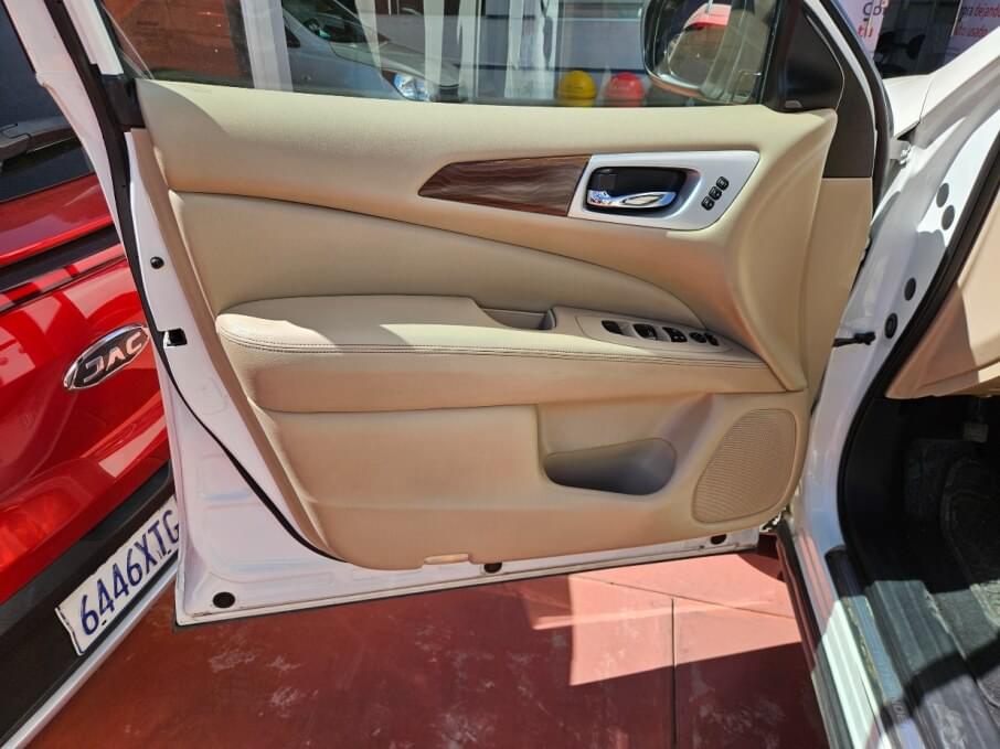 NISSAN PATHFINDER 2019 57.300 Kms.