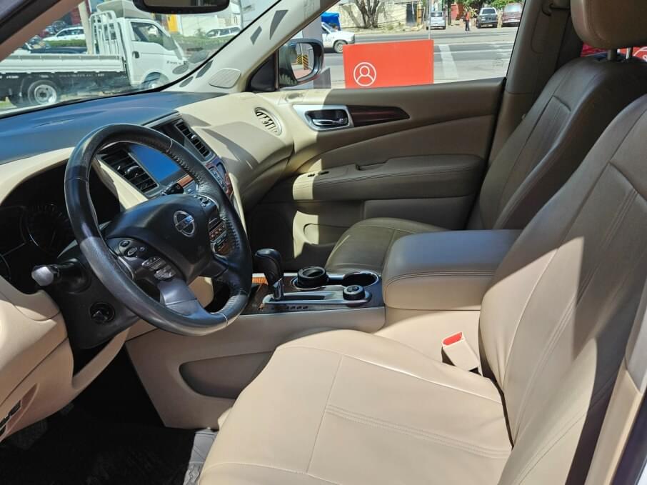 NISSAN PATHFINDER 2019 57.300 Kms.