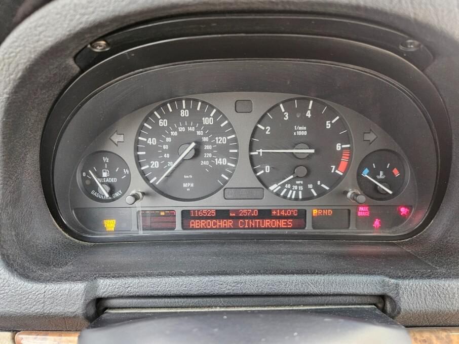 BMW X5 2004 116.500 Kms.