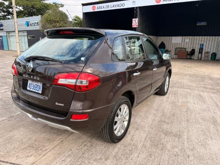 RENAULT KOLEOS 2015 44.082 Kms.