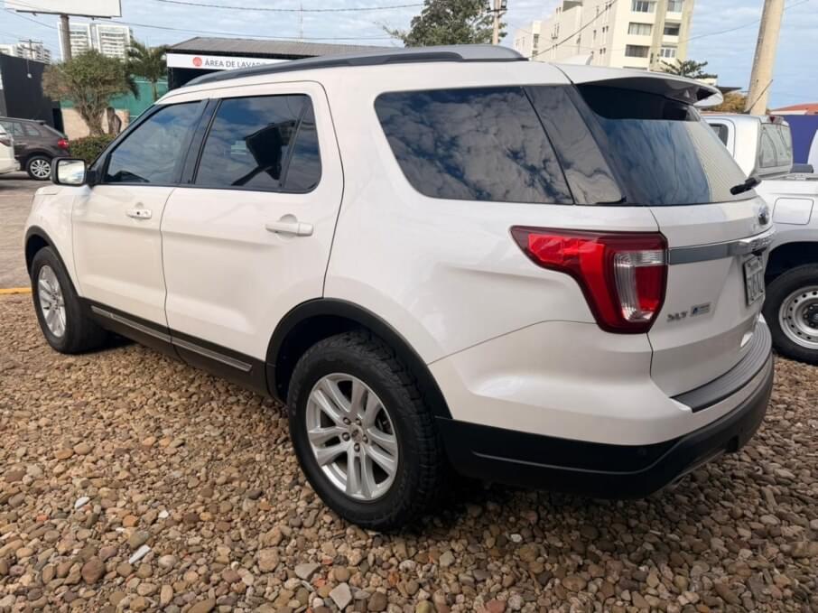 FORD EXPLORER 2019 72.869 Kms.
