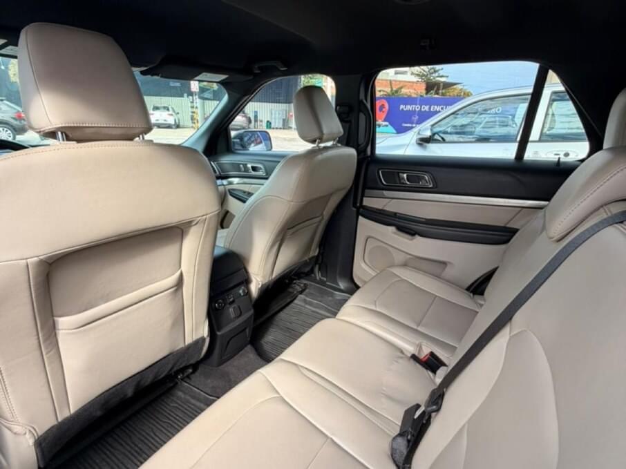 FORD EXPLORER 2019 72.869 Kms.