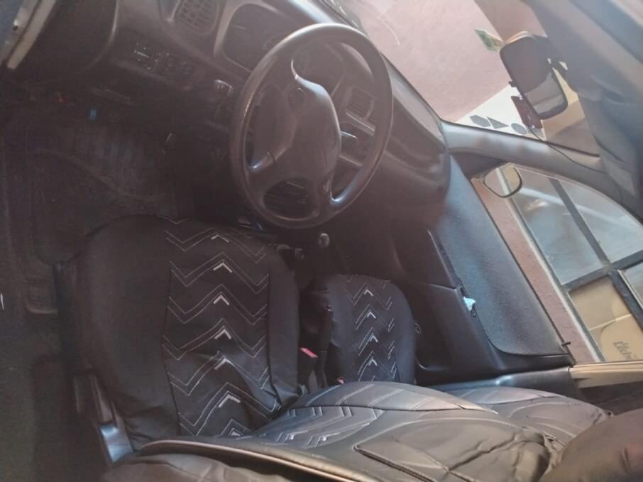 TOYOTA CORONA 1999 180.000 Kms.