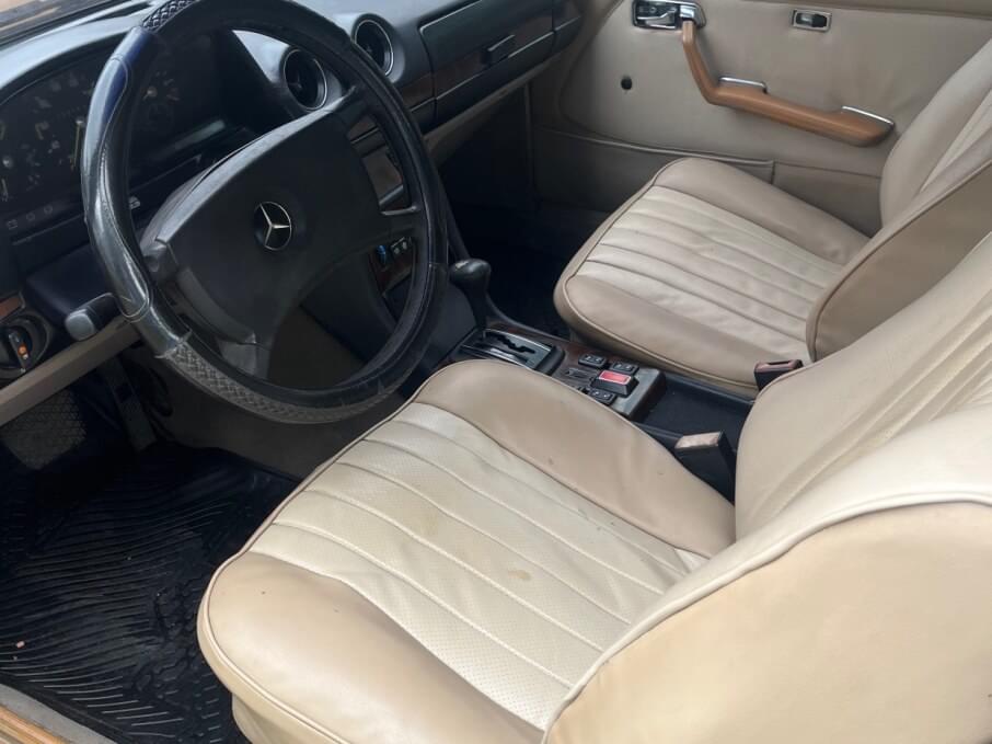 MERCEDES BENZ C 1981 100.000 Kms.