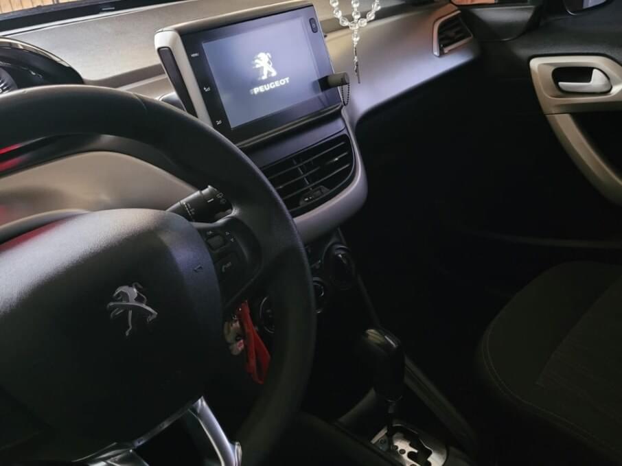 PEUGEOT 2008 2022 51.000 Kms.