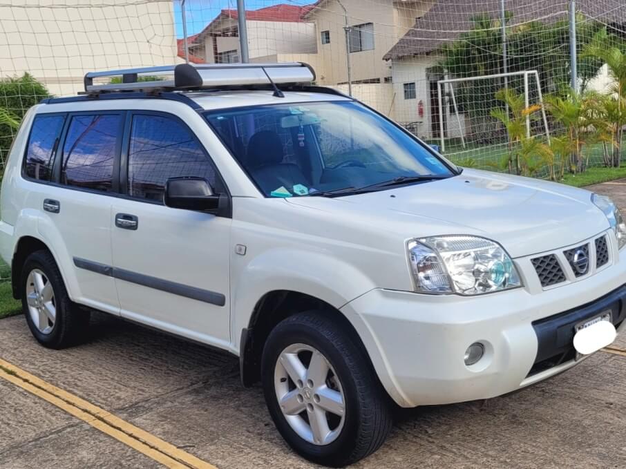 NISSAN X-TRAIL 2011 177.450 Kms.