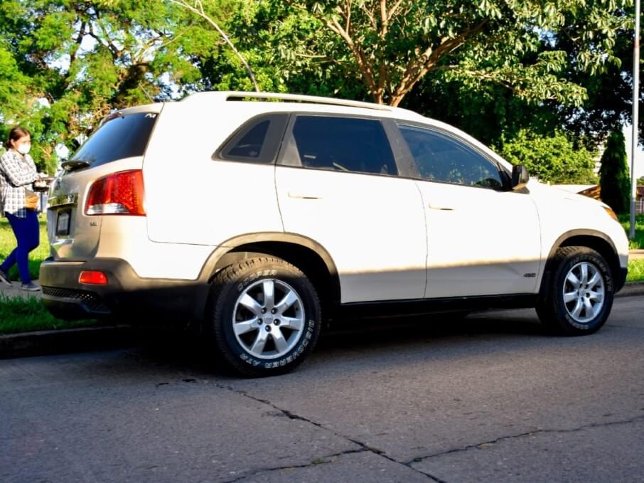 KIA SORENTO 2010 199.000 Kms.