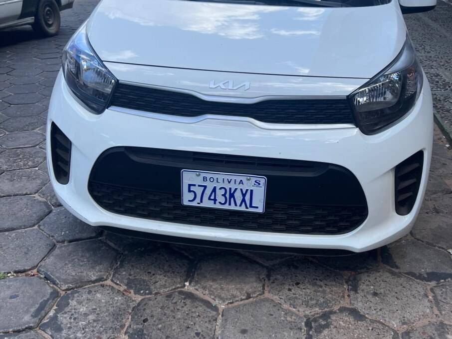 KIA PICANTO 2023 5.300 Kms.