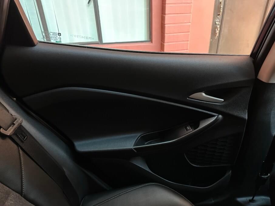 CHEVROLET TRACKER 2021 25.000 Kms.