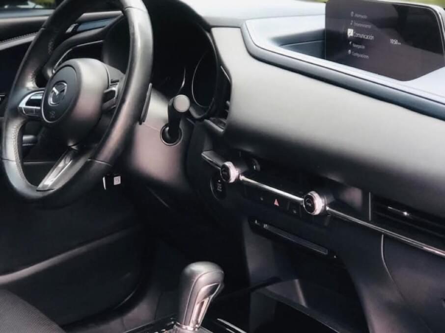 MAZDA CX-30 2022 22.000 Kms.