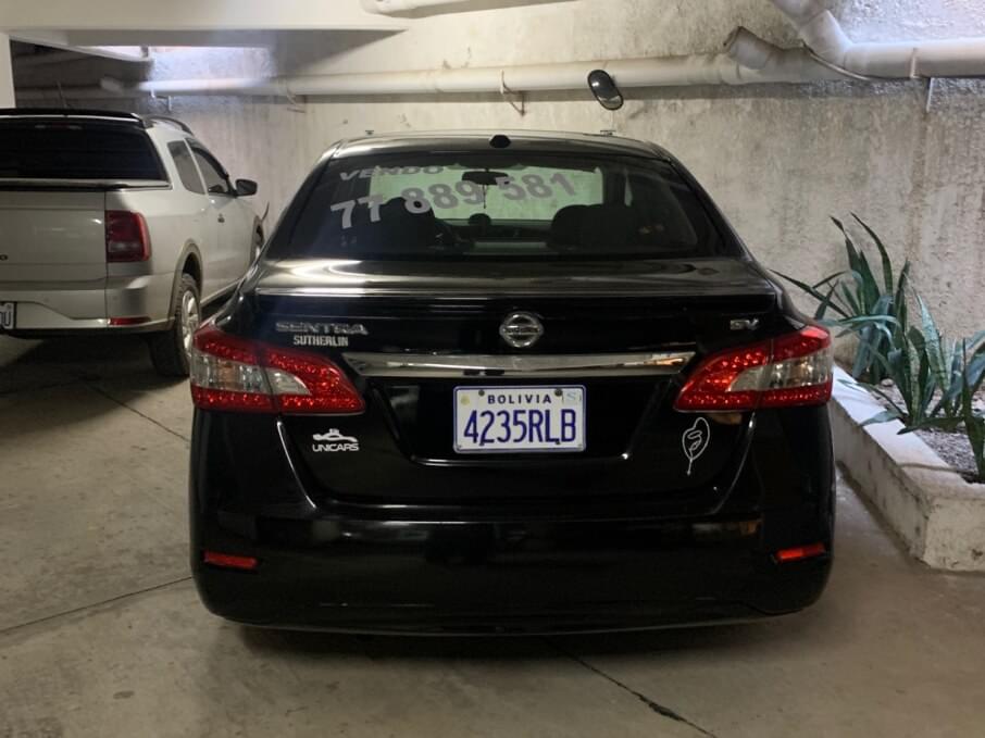 NISSAN SENTRA 2015 48.000 Kms.