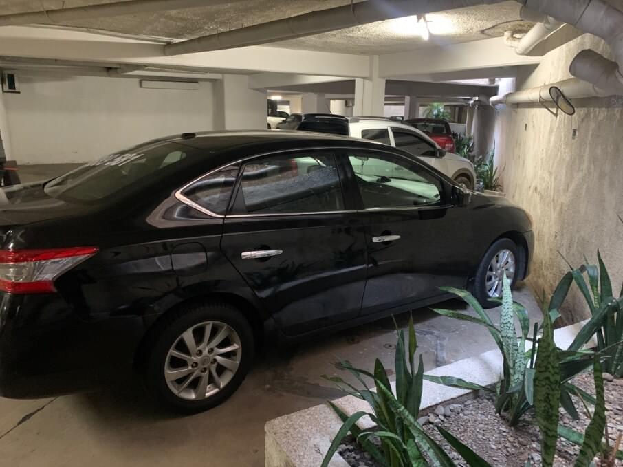 NISSAN SENTRA 2015 48.000 Kms.