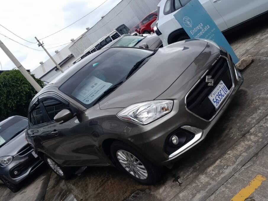 SUZUKI DZIRE SEDAN 2022 74.700 Kms.