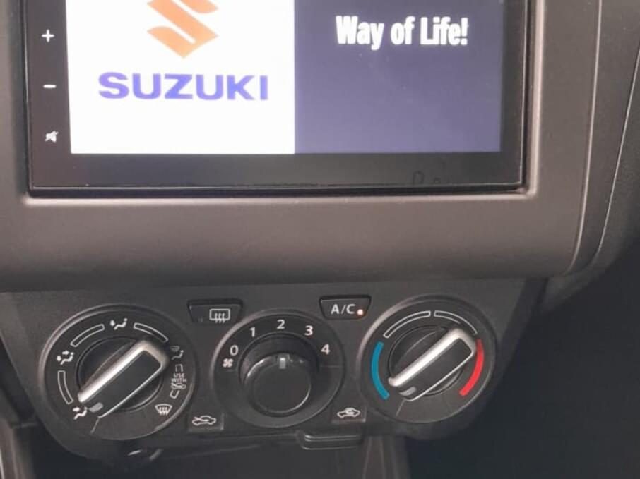 SUZUKI DZIRE SEDAN 2022 74.700 Kms.